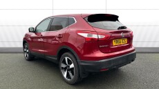 Nissan Qashqai 1.2 DiG-T N-Connecta 5dr Petrol Hatchback